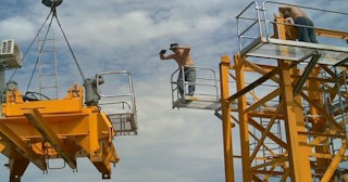 Демонтаж башенного крана в Нижневартовске - услуги по демонтажу от Сварной-Нжт от 1555 руб.