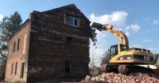 Демонтаж кирпичного дома Нижневартовск, цена от 2955 руб.