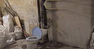 Демонтаж сантехкабины в панельном доме - цена от 1037 рублей | Сварной-Нжт